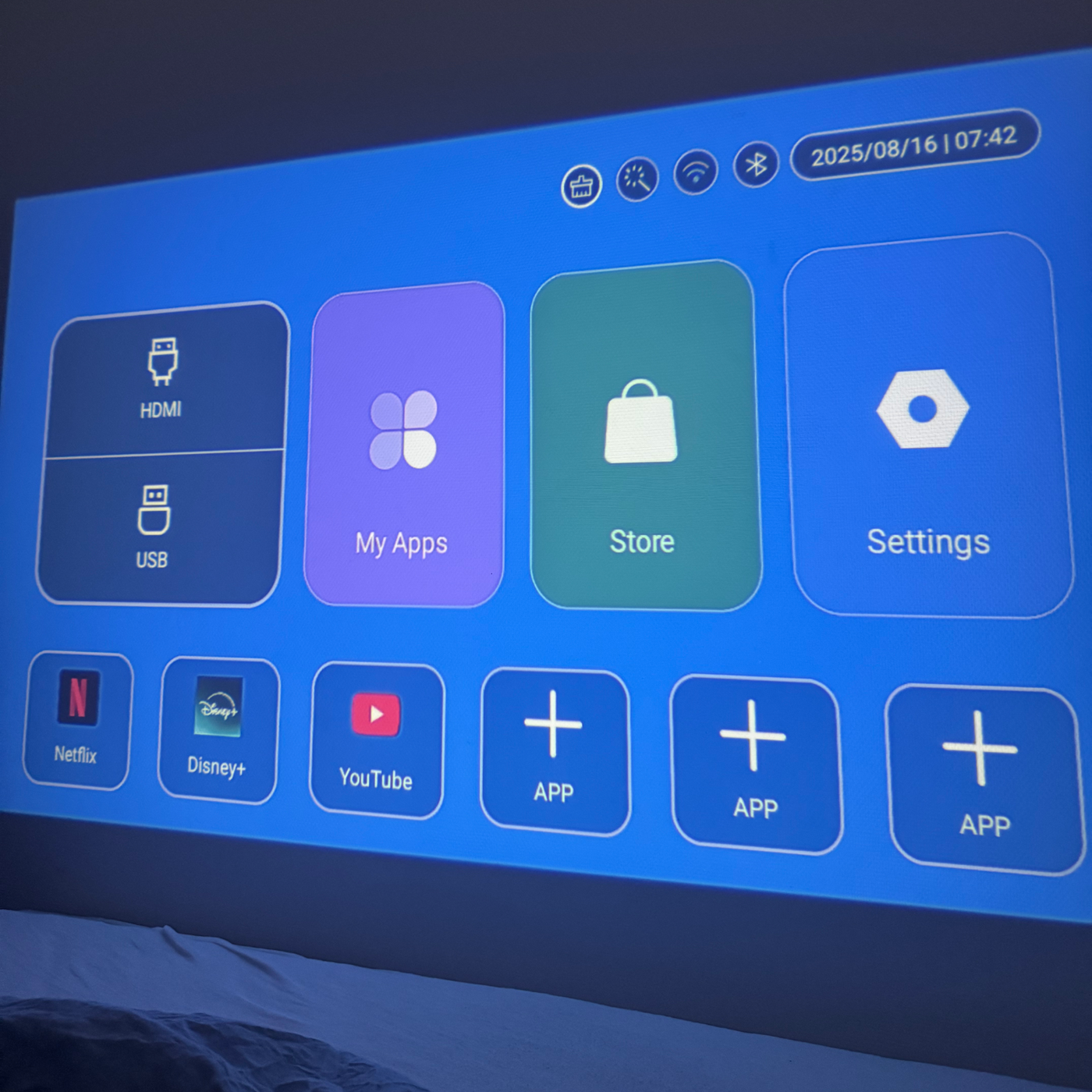 BEAM PROJEKTOR 2.0-WiFi & Bluetooth med 4K HD Support